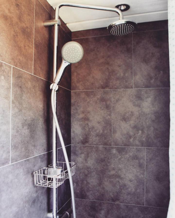 La Roulotte De L'Atelier Appartement Durbuy Buitenkant foto